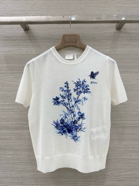 Футболка женская