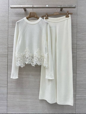 Костюм женский  Ermanno Scervino