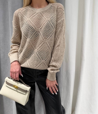 Свитер женский