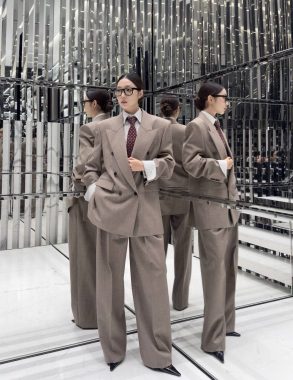 Костюм женский