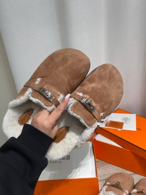 Меховые мюли