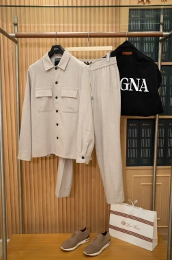 Костюм мужской