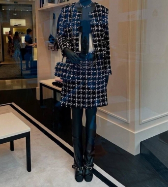 Костюм женский