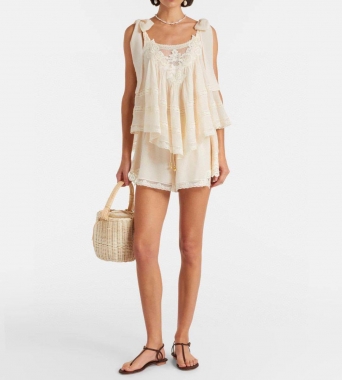 Костюм женский