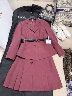 Костюм мужской