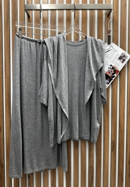 Костюм женский