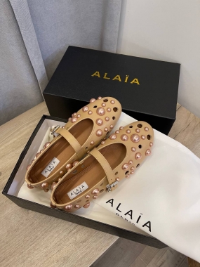  Балетки Alaia