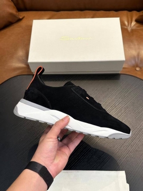 Кроссовки Santoni