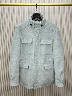 Кашемировая куртка со съемным воротником из овчины.