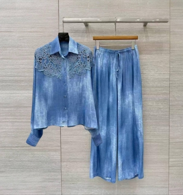  Костюм женский Ermanno Scervino