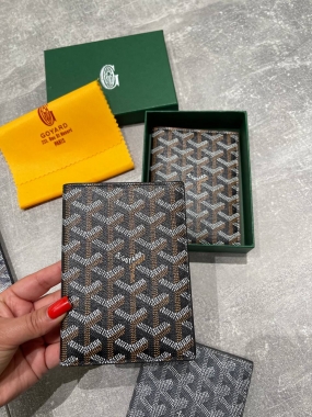 Обложка на паспорт Goyard