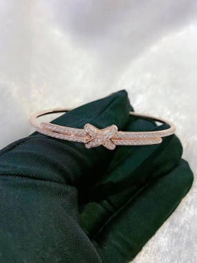 Браслет  из коллекции Liens Chaumet 