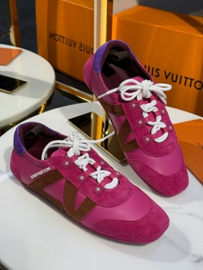 Кроссовки  Sneakerina