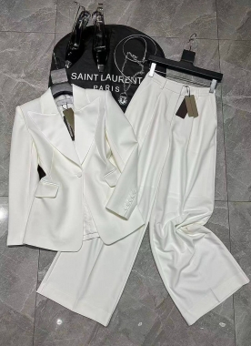 Костюм женский  Ermanno Scervino