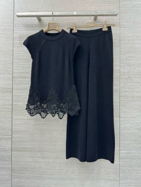 Костюм женский  Ermanno Scervino