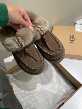 UGG