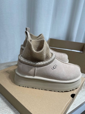  UGG Tazz Knit 