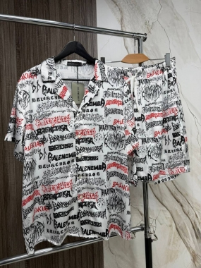 Костюм мужской