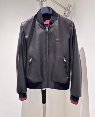 Куртка кожаная