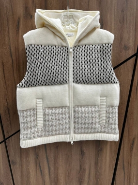 Жилет 
