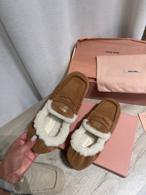 Меховые мокасины 