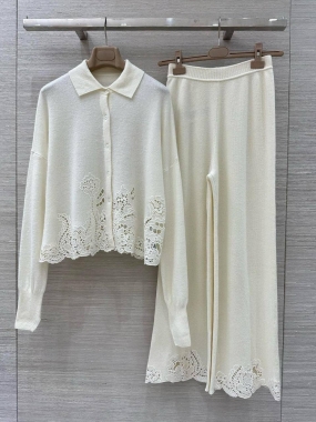 Костюм женский Ermanno Scervino