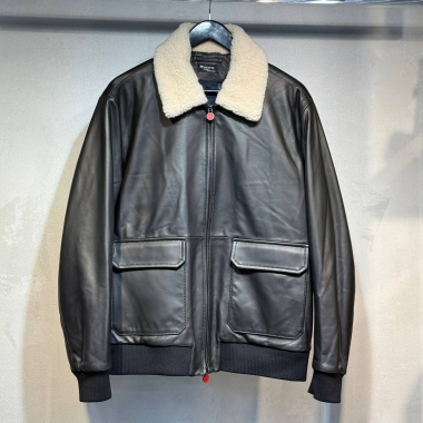 Кожаная куртка