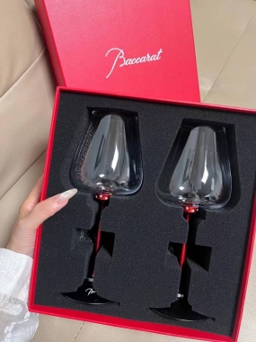 Пара бокалов 