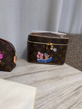 Косметичка