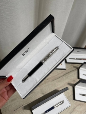  Ручка MONT BLANC