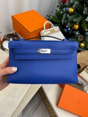 Kelly Pochette