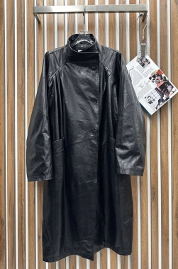 Кожаный плащ