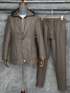 Костюм мужской