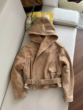 Замшевая куртка