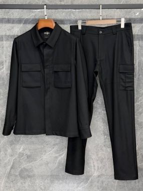 Костюм мужской