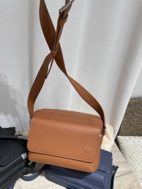 Сумка-мессенджер