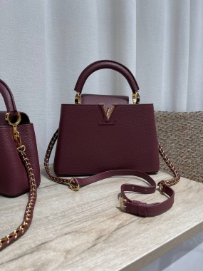 Сумка женская Capucines  27 cm