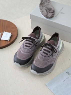  Кроссовки мужские 