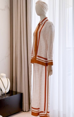 Костюм женский