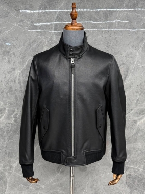 Куртка кожаная