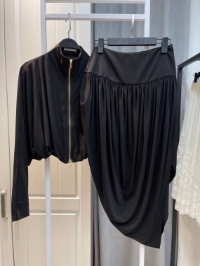 Костюм женский