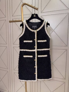 Костюм женский