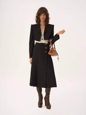 Костюм женский