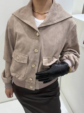 Замшевая куртка