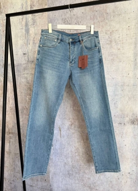 Джинсы 