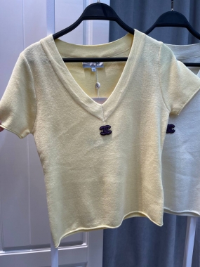 Футболка женская