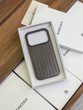 Чехол Rimowa 17 pro -17 pro max