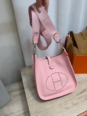 Сумка женская Evelyne 23 cm Clemence leather