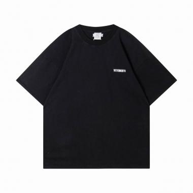 Футболка Vetements 