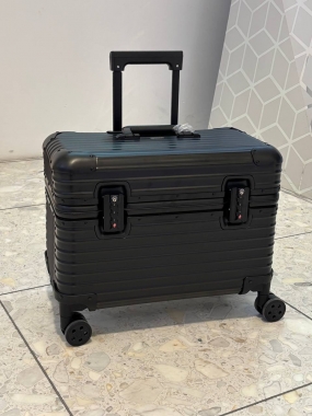 Чемодан Rimowa